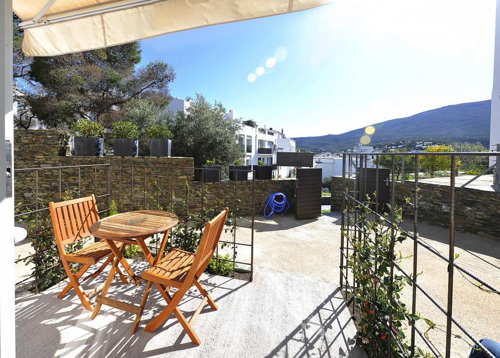Aparthotel L'Heretat Cadaqués Exterior foto